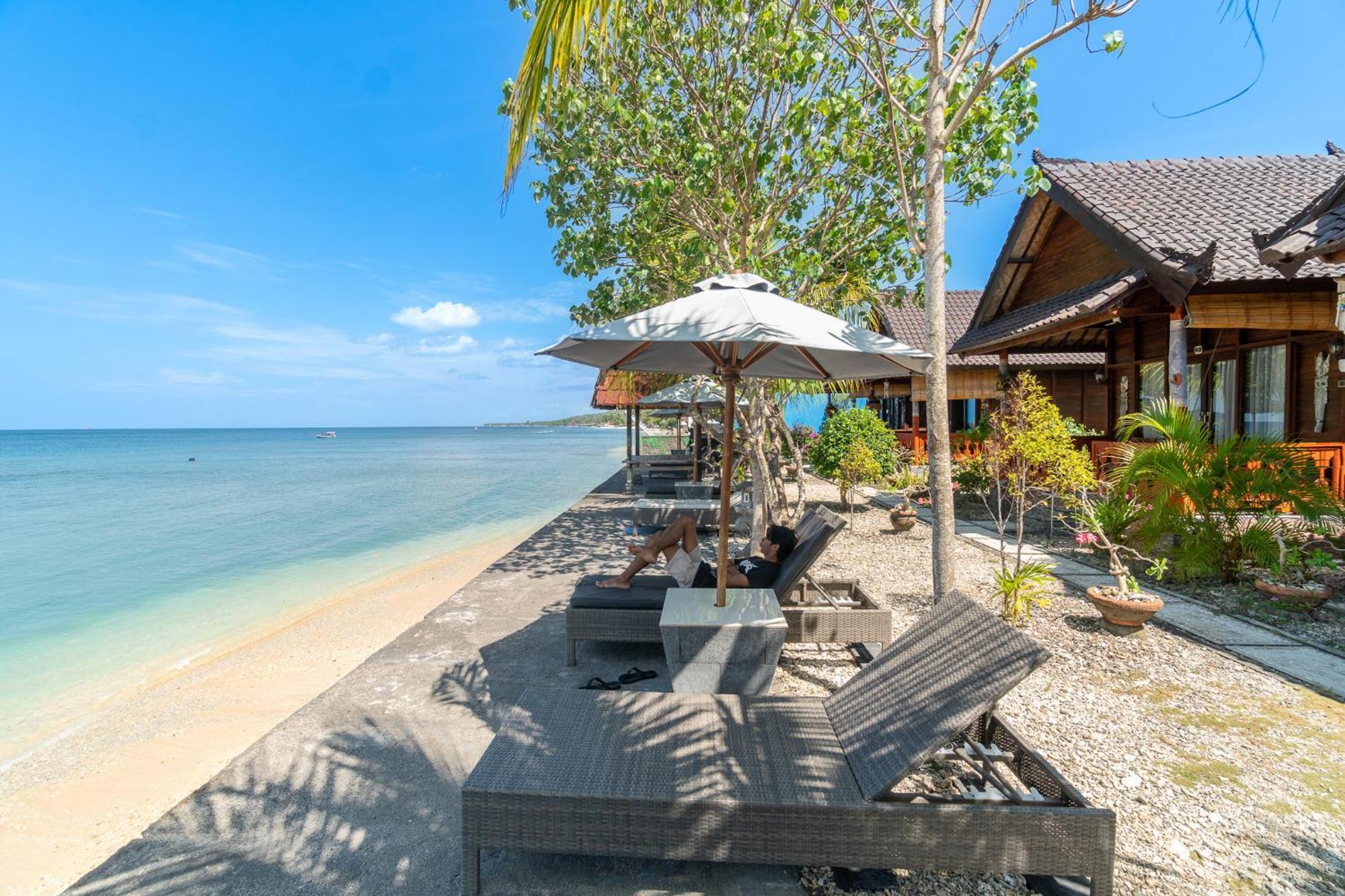 Merta Beach Bungalow By Bukit Vista Toyapakeh Exterior photo
