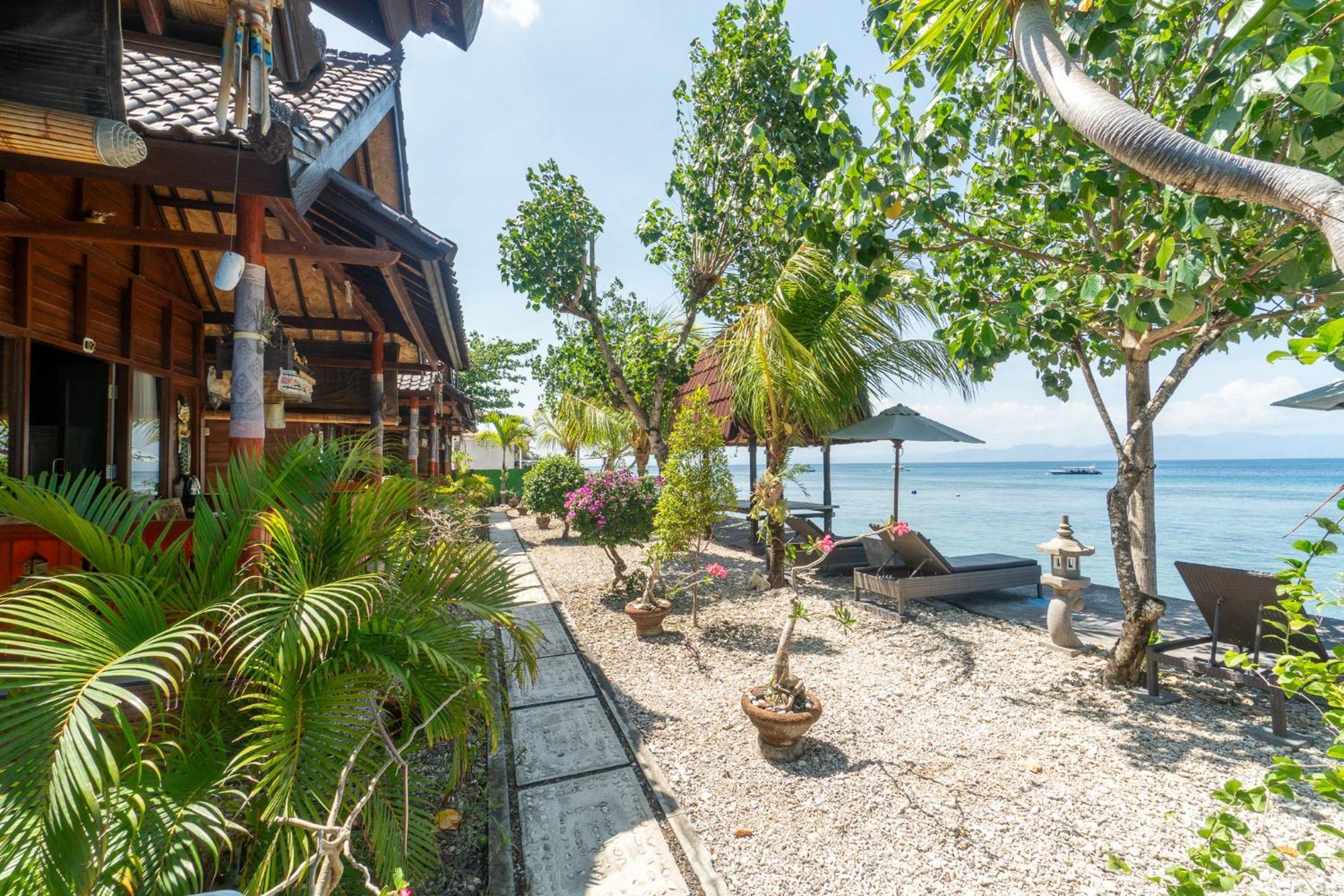 Merta Beach Bungalow By Bukit Vista Toyapakeh Exterior photo
