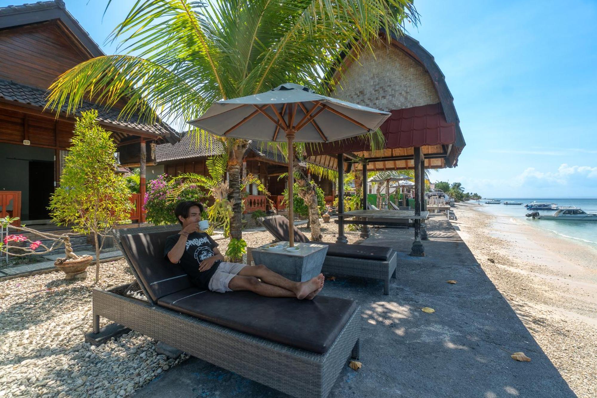 Merta Beach Bungalow By Bukit Vista Toyapakeh Exterior photo